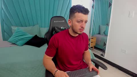 Logan Wolf online show from March 20, 12:10 pm