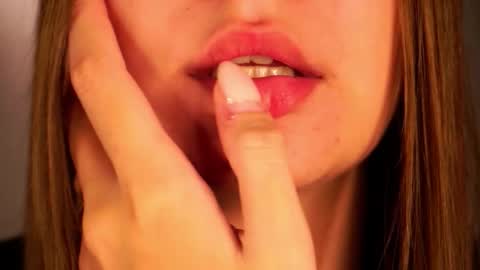 Elza online show from October 22, 6:07 pm