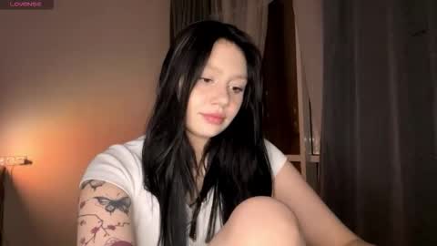 Snapshot of loissypult chatting on February 19, 2:24 pm Lois online show from February 19, 2:24 pm