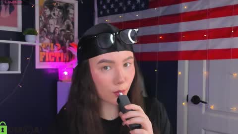 Lola online show from February 11, 11:37 am