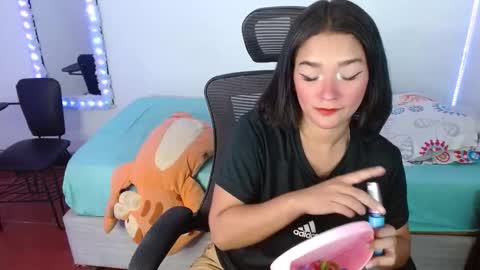 Lolitaa online show from February 3, 7:52 pm