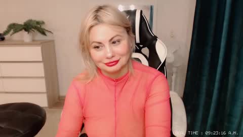 Snapshot of lola_anderson chatting on February 13, 4:22 am Lola online show from February 13, 4:22 am