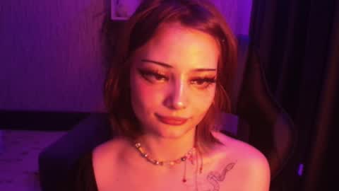 lola online show from March 1, 4:33 pm