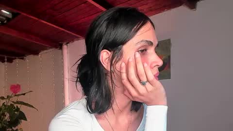 Snapshot of lola_cocks chatting on February 28, 3:48 am mara online show from February 28, 3:48 am