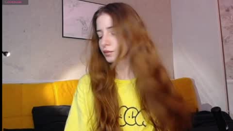 Lola online show from April 3, 4:05 pm