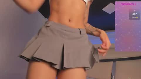 Snapshot of lola_js chatting on September 25, 9:51 pm lola_js online show from September 25, 9:51 pm