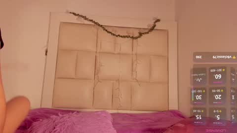 Snapshot of lola_js chatting on October 23, 2:16 pm lola_js online show from October 23, 2:16 pm