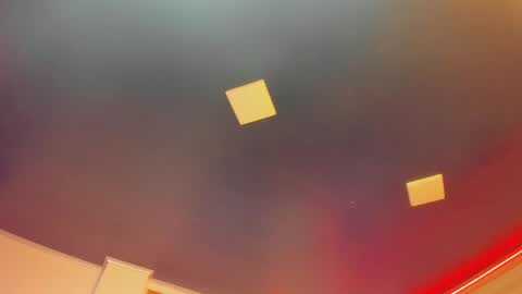 Snapshot of lola_js chatting on April 7, 4:57 am lola_js online show from April 7, 4:57 am
