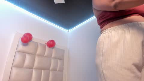 lola_js online show from July 3, 12:00 pm