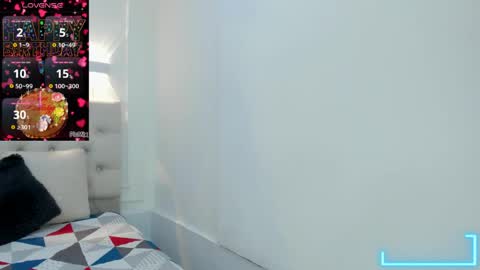 Snapshot of lola_red956680 chatting on April 18, 7:58 pm lola red online show from April 18, 7:58 pm