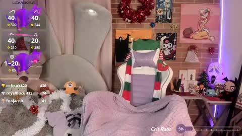 Snapshot of lolaa_bunnyy chatting on December 23, 4:33 am Lola Bunny online show from December 23, 4:33 am