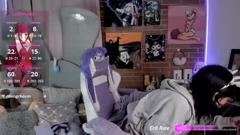 Snapshot of lolaa_bunnyy chatting on February 25, 2:36 am Lola Bunny online show from February 25, 2:36 am