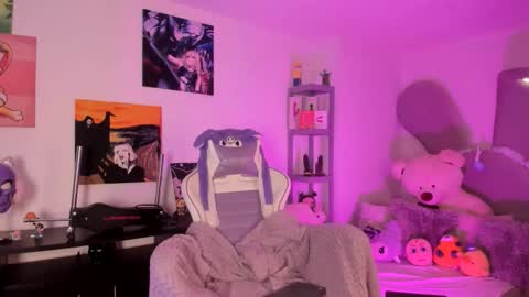 Lola Bunny online show from February 1, 5:28 am