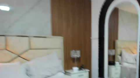 Lola Angel online show from May 9, 9:31 pm