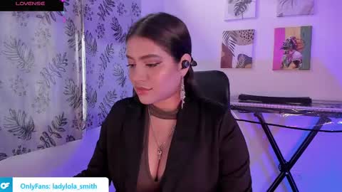 Snapshot of lolaasmith_21 chatting on March 5, 9:04 pm lolaasmith_21 online show from March 5, 9:04 pm