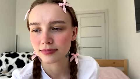 lolaatate online show from March 13, 11:17 am