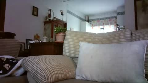 LOLA HUESO y ERIC online show from February 6, 9:45 am