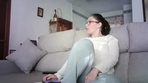 LOLA HUESO y ERIC online show from April 3, 8:34 am