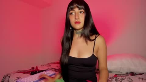 Lola online show from June 13, 4:54 am