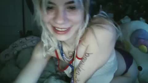 Snapshot of lolalixx6969 chatting on January 9, 5:33 pm Lola Lixx online show from January 9, 5:33 pm