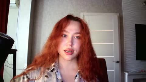 Lola online show from September 19, 11:55 am