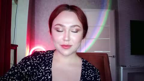 Lola online show from September 30, 12:32 pm