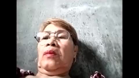 tey online show from September 22, 1:51 am