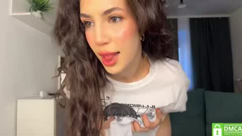 lolateasex online show from May 8, 11:48 am