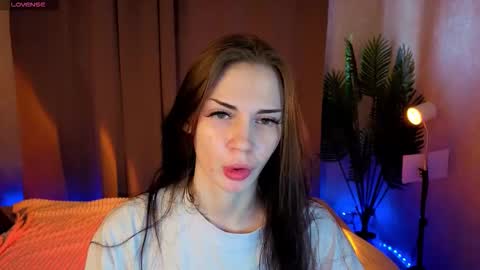 Lola online show from March 21, 9:14 am