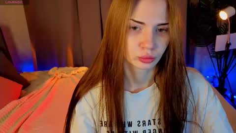 Lola online show from March 26, 9:15 am