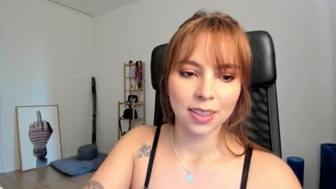 Lola doll online show from March 29, 12:38 pm