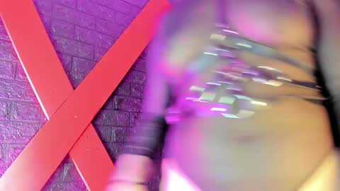 Lola online show from December 19, 11:28 am