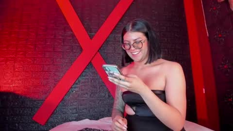 Lola online show from January 6, 11:47 am