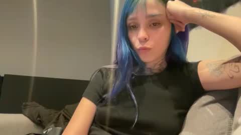 lole online show from November 6, 5:19 am