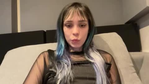 lole online show from April 29, 4:38 am