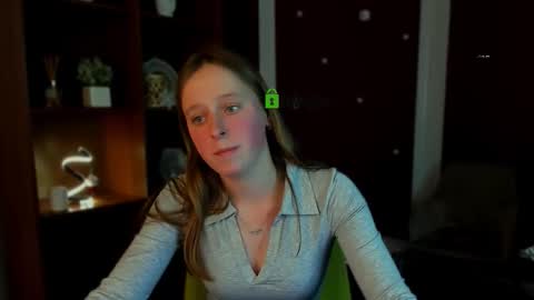 Snapshot of lole_ti chatting on January 8, 7:27 pm lole ti online show from January 8, 7:27 pm