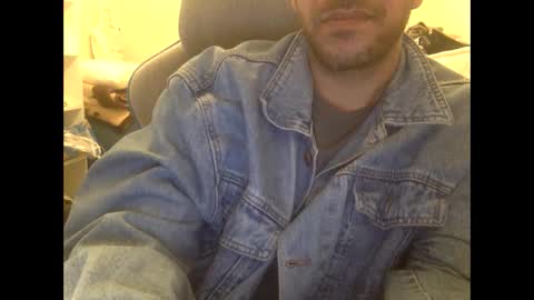 Snapshot of lolgivali chatting on January 10, 5:02 pm lolgivali online show from January 10, 5:02 pm