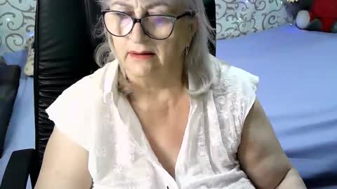 LolkaAlyss online show from January 14, 7:00 pm