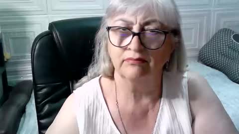 LolkaAlyss online show from May 5, 8:39 pm