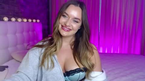 Victoria online show from February 15, 1:09 pm