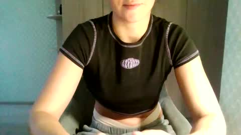 Snapshot of lollipops23 chatting on October 3, 2:47 pm Lollipops23 online show from October 3, 2:47 pm