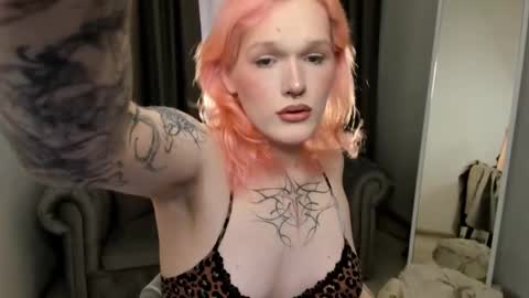 lollita online show from May 10, 10:42 am