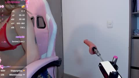 Snapshot of lolly_js_ chatting on January 16, 5:00 am Lolly  online show from January 16, 5:00 am