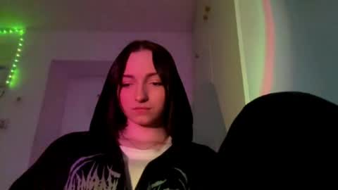 Polly online show from April 17, 2:42 pm