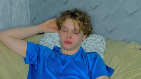 Nelis online show from April 21, 9:39 pm