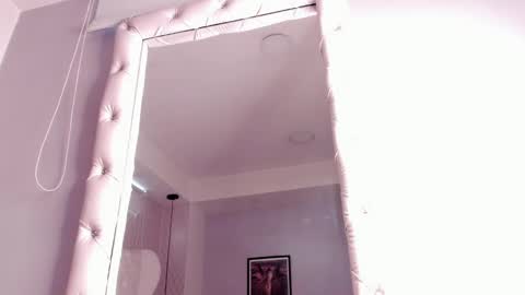 Loly online show from January 12, 12:01 pm