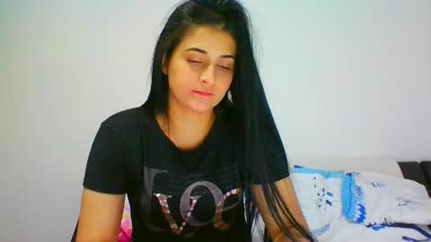 estehfania online show from December 19, 12:34 am