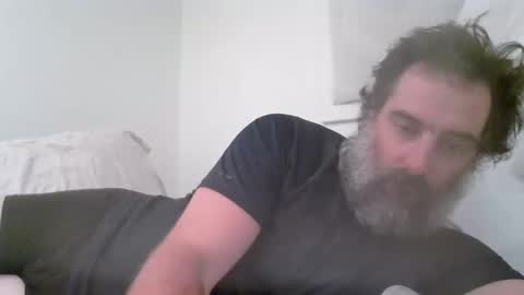 THE SEXIEST MAN ALIVE online show from October 17, 4:15 am