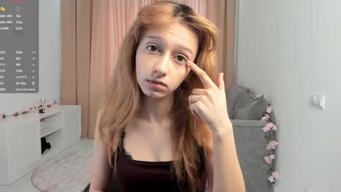 Snapshot of lonadejonge chatting on April 6, 7:53 am Sane online show from April 6, 7:53 am