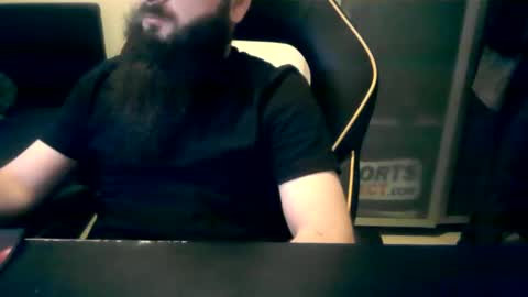 Snapshot of london_man1988 chatting on January 7, 6:56 pm london_man1988 online show from January 7, 6:56 pm